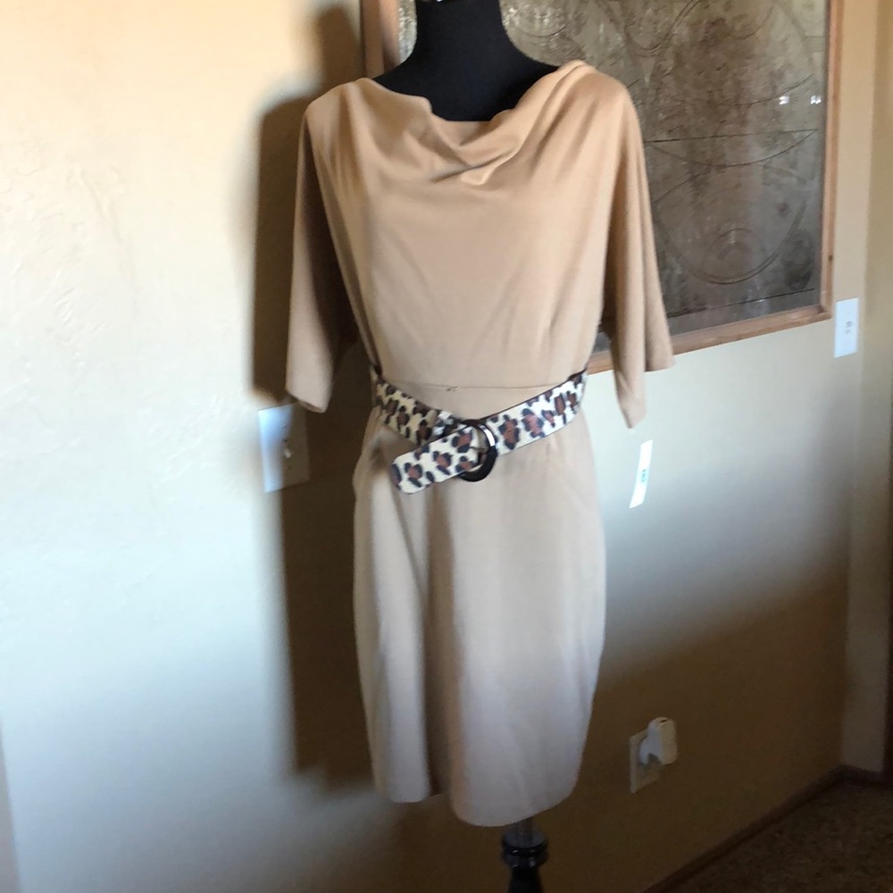 Beige dress w/leopard hair belt